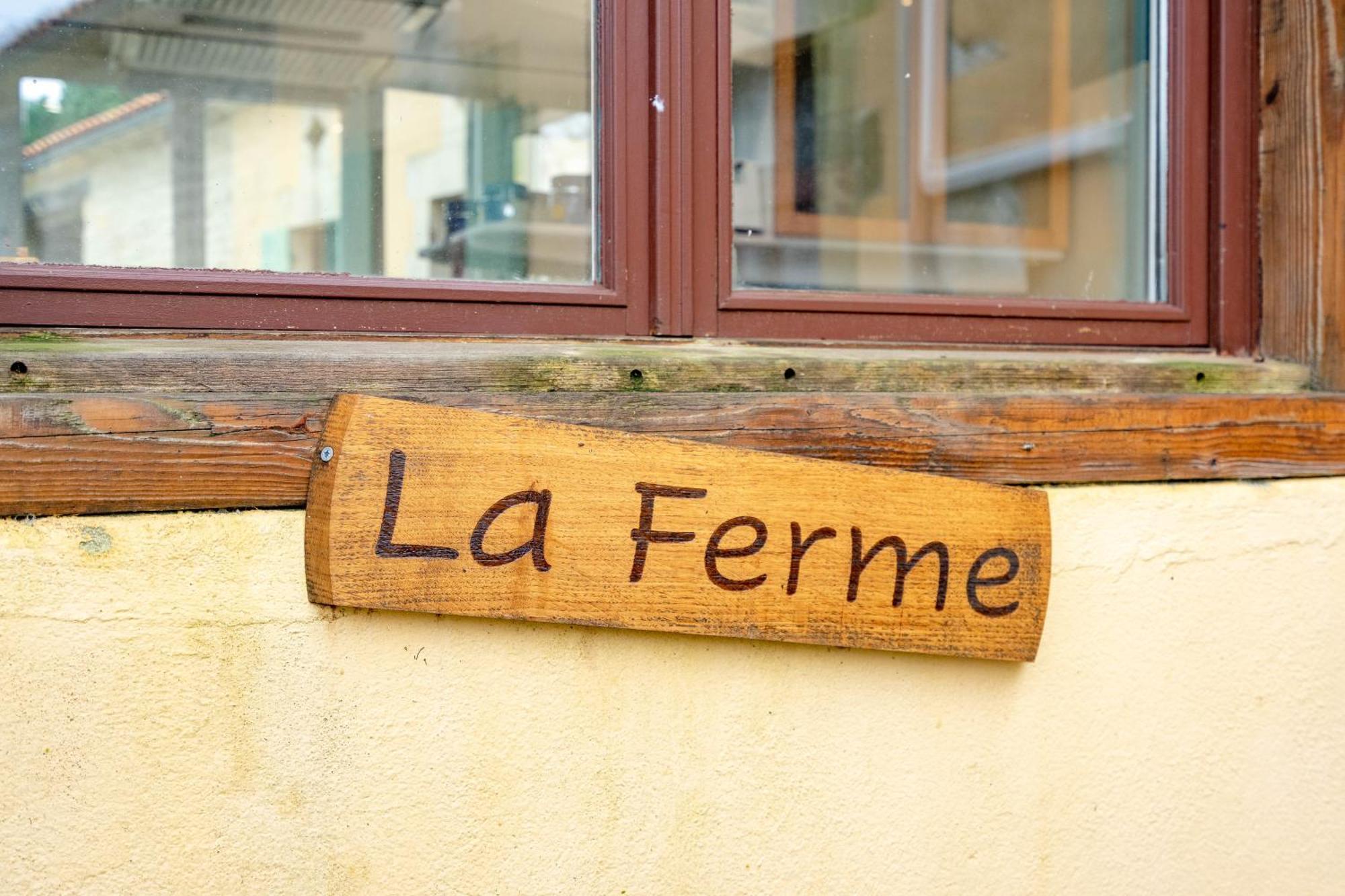 La Ferme - Gites De La Tournerie Gémozac Exteriör bild